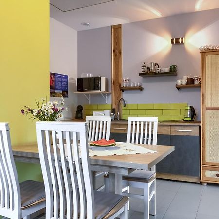 Stara Mleczarnia Apartment Тилич Екстериор снимка