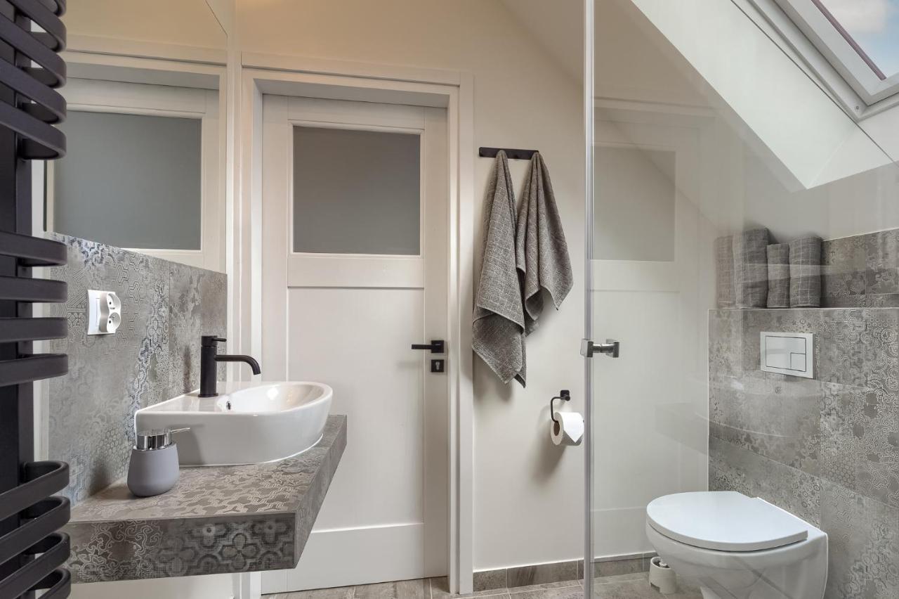 Stara Mleczarnia Apartment Тилич Екстериор снимка